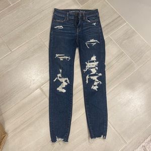 American eagle torn Hi Rise jeggings. Size 0 short